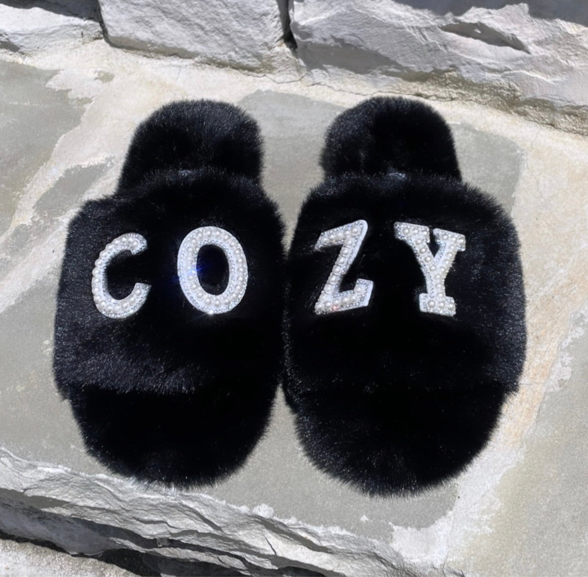 Lavish Slippers – Cozy Clozet