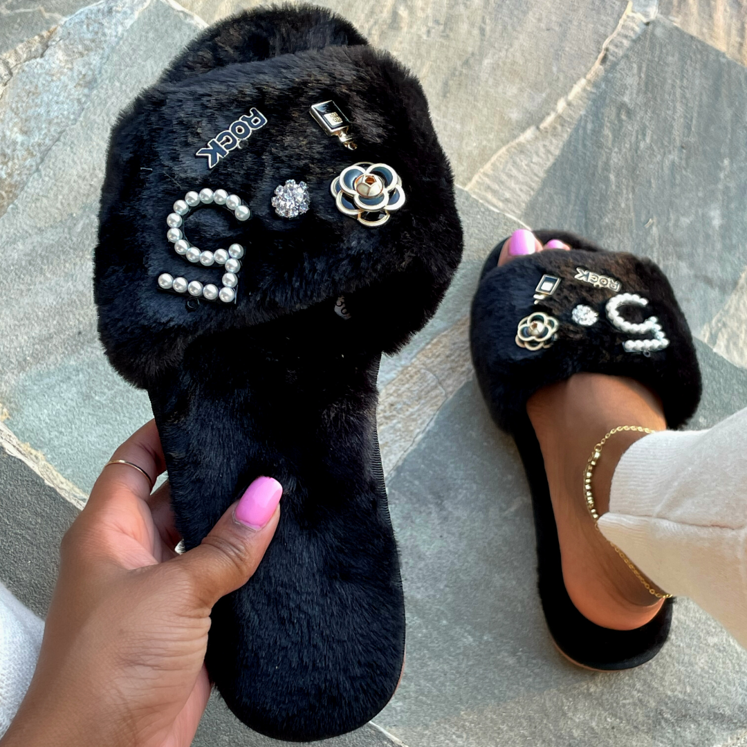 CC Chic Slippers Cozy Clozet